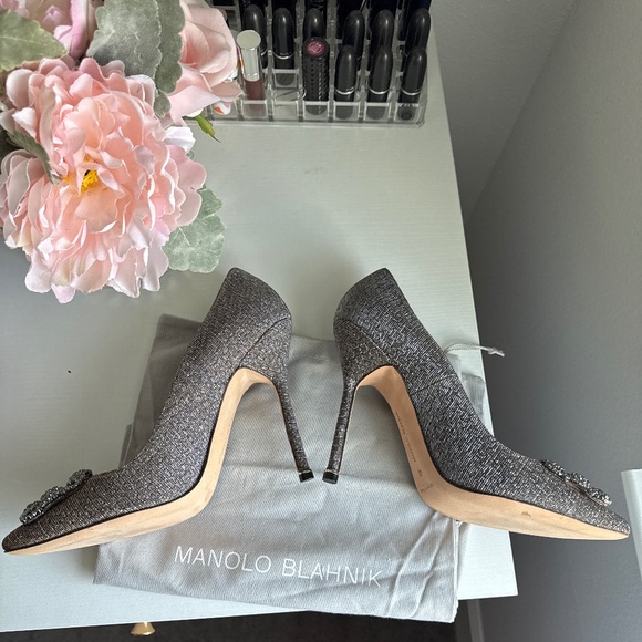 Manolo Blahnik HANGISI GLITTER - Picture 3 of 5